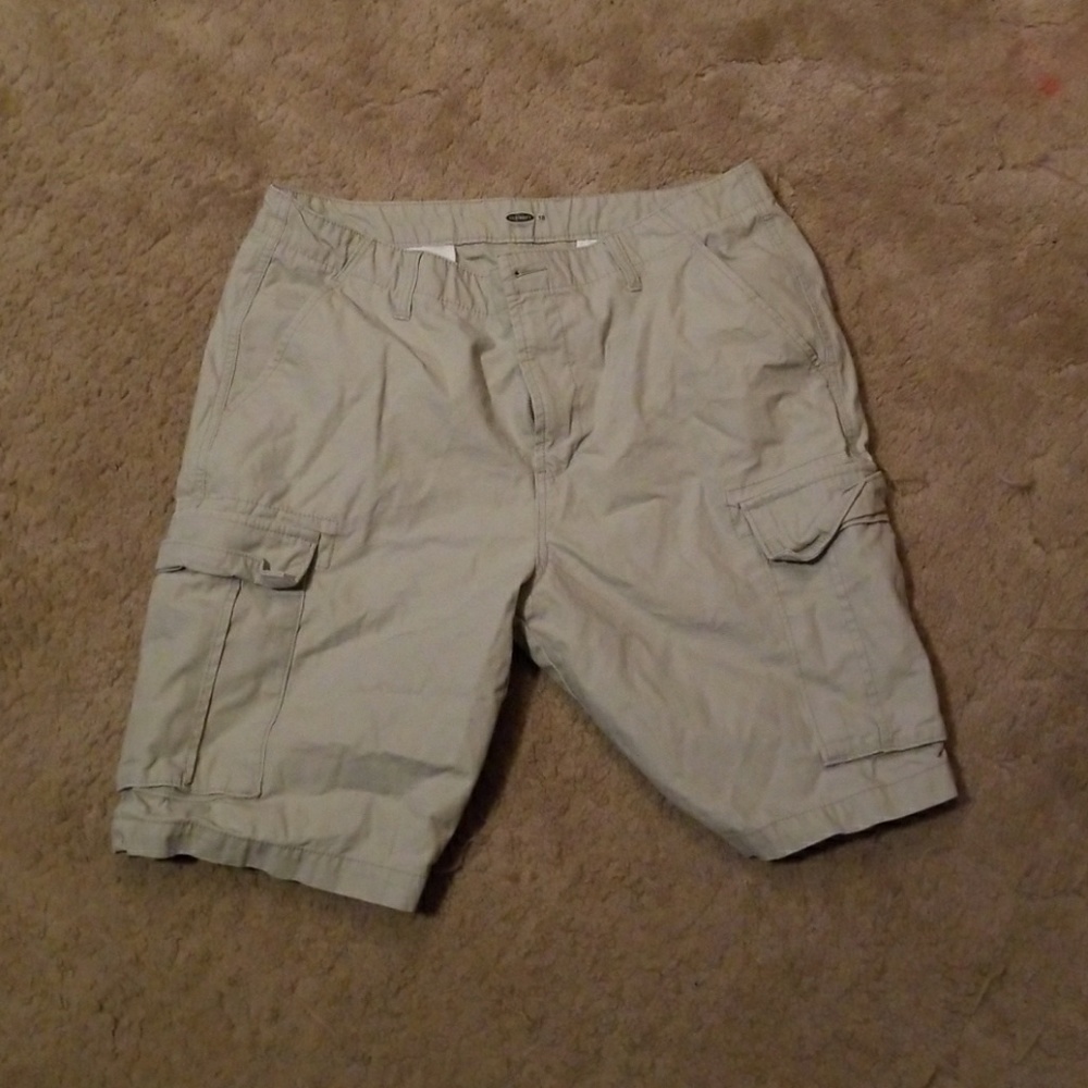 Old navy cargo shorts